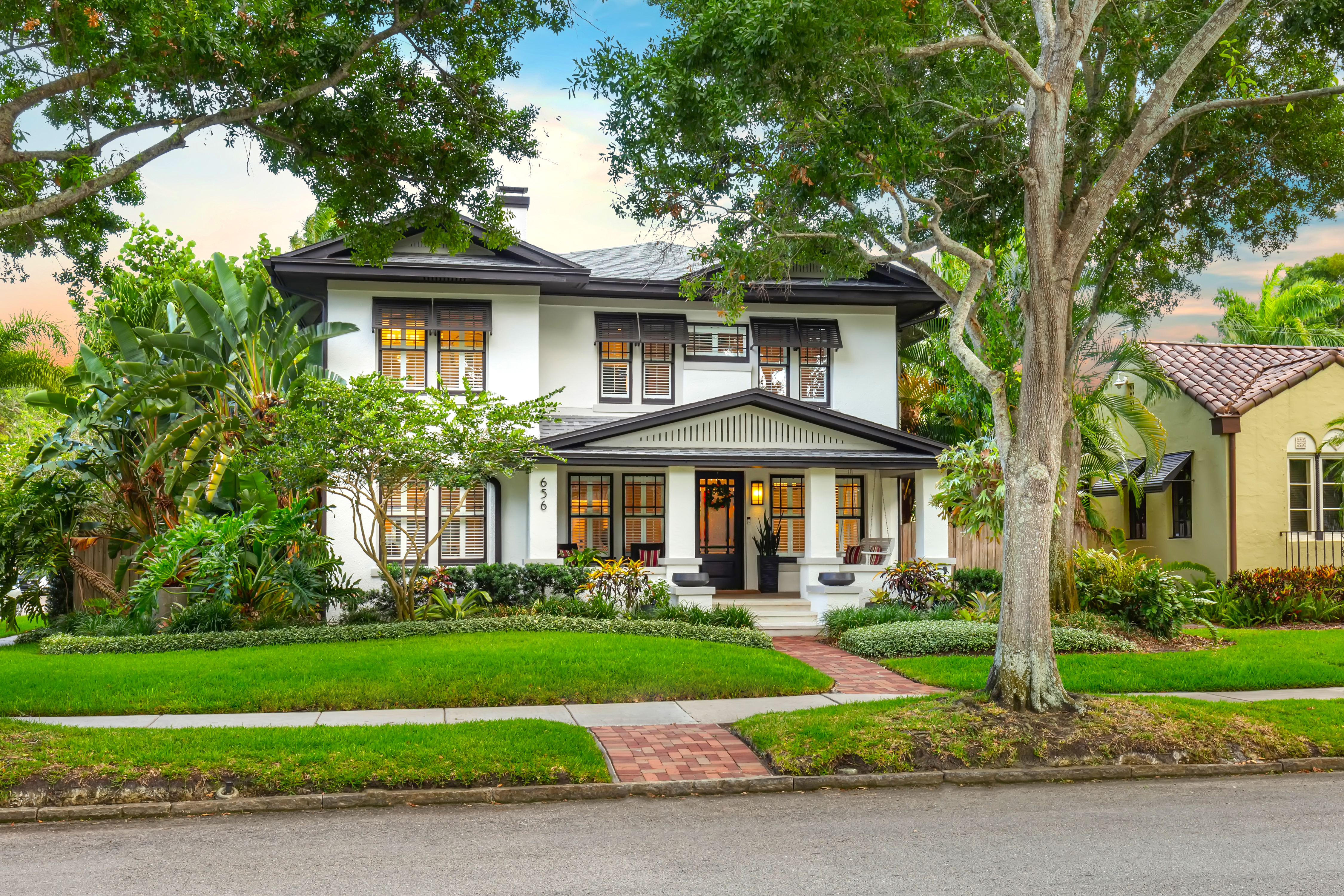 Bay To Beaches | Smith & Associates Real Estate | REALTOR® | Home  Steve M. Armstrong Realtor